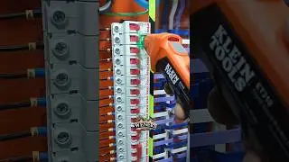 Klein tools ET310 localizador de disjuntor.  #wenershandyman #electrician  @KleinToolsVideo