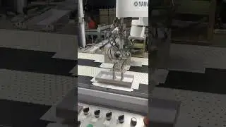 Automatic rigid box visual positioning machine.#machine #automation #positioning #boxmaking #rigid