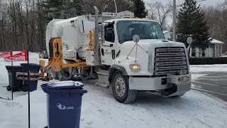 2 Brand New Derichebourg Labrie Automizer Garbage Trucks In Action On Recycling