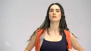 One dress that can be worn in three different styles from TweeInOne