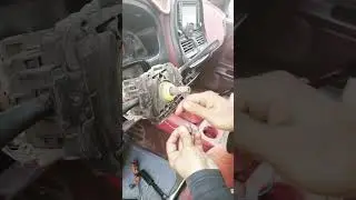 tricks how to fix a horn #shorts #how #carrepair