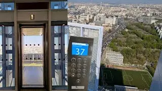Kone lce Panoramic elevator in the grand tribunal of Paris.