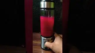 Can This Mini Blender Handle a Pomegranate? #foodtool #blender #portableblender