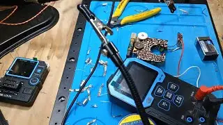 Hitachi TH-650 6 Transistor Radio Repair Part 3 - Transistor Swap