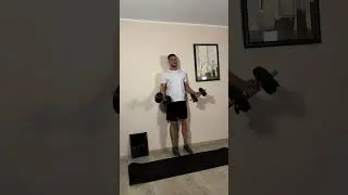 Flexii biceps cu ganterele la perete