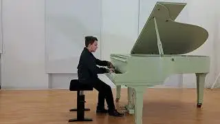 Mozart - Sonata facile KV 545 (1. Satz) Gioele Luciano Infurna 10 Jahre. Young pianist plays Mozart 