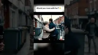 Уличный драчун 💥 швыряет парня в мусорное ведро (UK Vox Pop)