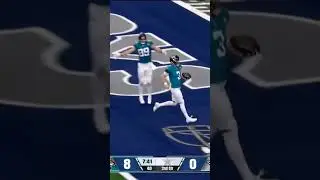 C.J. Beathard with the easy stroll in to make it 14-0 #jaguars #cowboys #nfl #football #touchdown