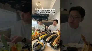 Суши в стиле скоростного поезда в Ванкувере #сушижизнь #суши #японскаякухня где поесть в ресторан...