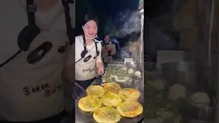Set up a stall and sell 1,000 scallion pancakes every day!