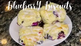 Easy and Delicious Blueberry Biscuits