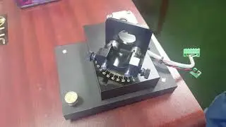 Variable angle thin film holder