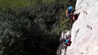 Sauvetage d'une femme.  Via ferrata de la cascade.  Les Diablerets.  12.8.2018