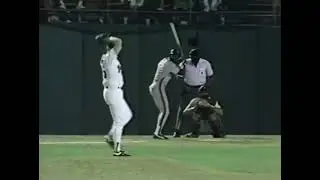 NYM@SD: Mookie Wilson&rsquo;s infield single in the fifth inning (1987)