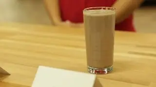 Chocolate Milk or Fruit Juice: Which Drink Is Healthier?