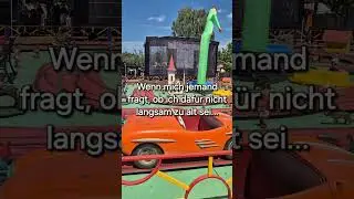 Kinderkarussell + sch&ouml;ne Autos = pure Freude. 😃 #ForeverYoung #LifeIsFun #KarussellMode