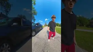Слепой ударил почтовый ящик!