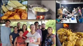 COMEMORANDO MEUS 40 ANOS COM MUITA FESTA E COMILANÇA NA ROÇA