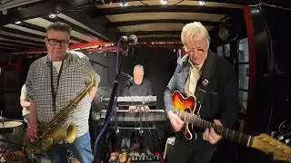 Flip Flop Fly   VHS trio at The Oval Tavern