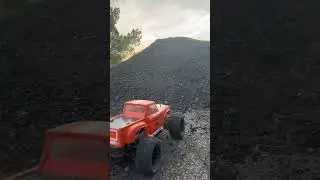 Redcat Volcano Epx in action #rc #rctruck #redcatracing #dirt
