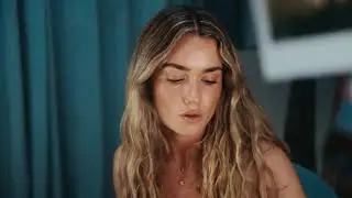 Moni Motes - Ya no te conozco (Videoclip Oficial)