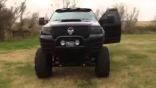 Ford F-150 lifted