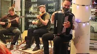 Michael Burnyeat Trio (Rose in the Heather/Mountain Road/Road to Erogie)