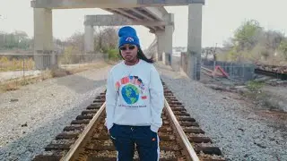 Gwen Bunn - No Days Off (Official Music Video)