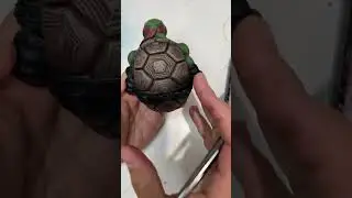 Painting Raph&rsquo;s Shell #miniaturepainting #tmnt #ninjaturtles #shorts #shortsvideo
