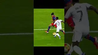 ヴィニシウスがバルサロナディフェンスを調理中😵