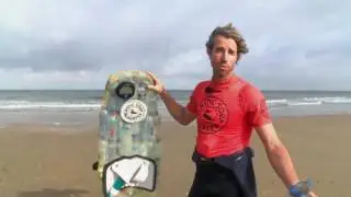 Plastic Soup surfer Merijn Tinga steekt Noordzee over
