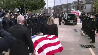 WATCH: HPD escorts body of senior police officer who died from COVID-19 after weeks-long battle