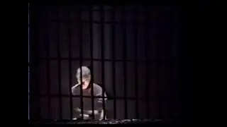 Kiss of the Spider Woman Act 1 (part 1) - with subtitles
