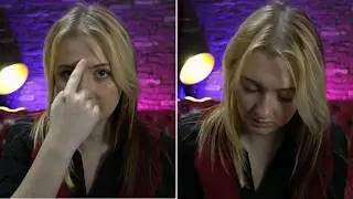 У неё есть пустая пуговица.