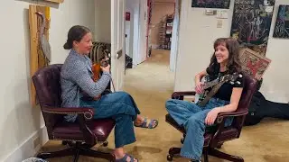 Salt Spring - Hollace (fiddle) & Bayla Davis (clawhammer banjo) #bluegrass