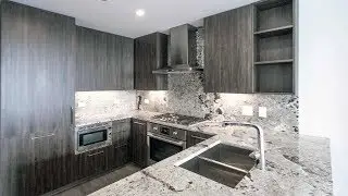 An 04-tier 1-bedroom, 2-bath in River North at The Hudson