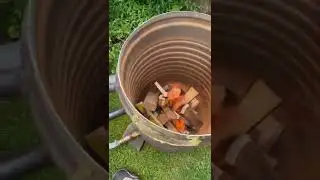 Poolheizung mit einem alten Warmwasserspeicher.