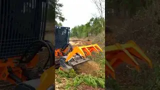 ⚫​​​​​​ Hydraulic mulcher TMC Cancela TLX #tmccancela #mulchingsolutions #mulcher #heavyequipment