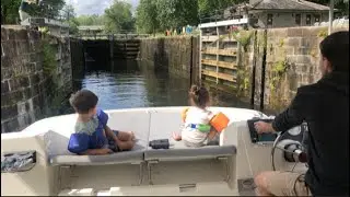 Navigating a Rideau Canal lock by houseboat