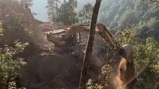 Excavator New Track opening Motor Road