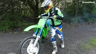 Kawasaki KX125 2-Stroke - Coldstart Warm Up Idle Sound (Raw)