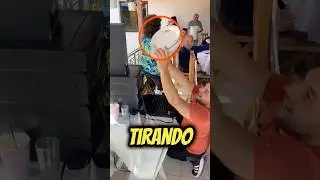la TRADICI&Oacute;N de ROMPER PLATOS 😨