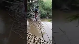 Mon peuple meurtri de souffrances et de mis&egrave;res. Pour la suite, laissez juste un commentaire.