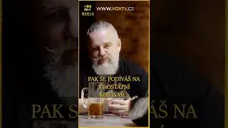 Proti větru s Danem V&aacute;vrou! #Shorts / Kostym&eacute;rka je vlastně &uacute;plně hloup&aacute;!