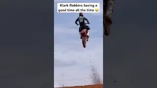Goon Riding Mid-Race 😂 #dirtbike #motocross#racing#funny#fyp#vlog#iphone#viralvideo#shorts#moto