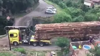 THE MOST INCREDIBLE DRIVERS IN THE WORLD