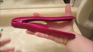 NexGadget Rechargeable Mini Cordless Flat Iron With Power Bank Function