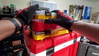 Dewalt Tstak знакомится с мастером Versastack