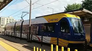 Metro Transit Green Line Union Depot Bound 3 Car Siemens S70 LRV's @ Raymond Avenue