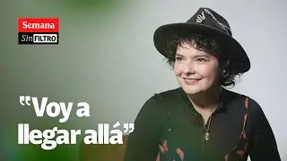 Laura Villamil: 
